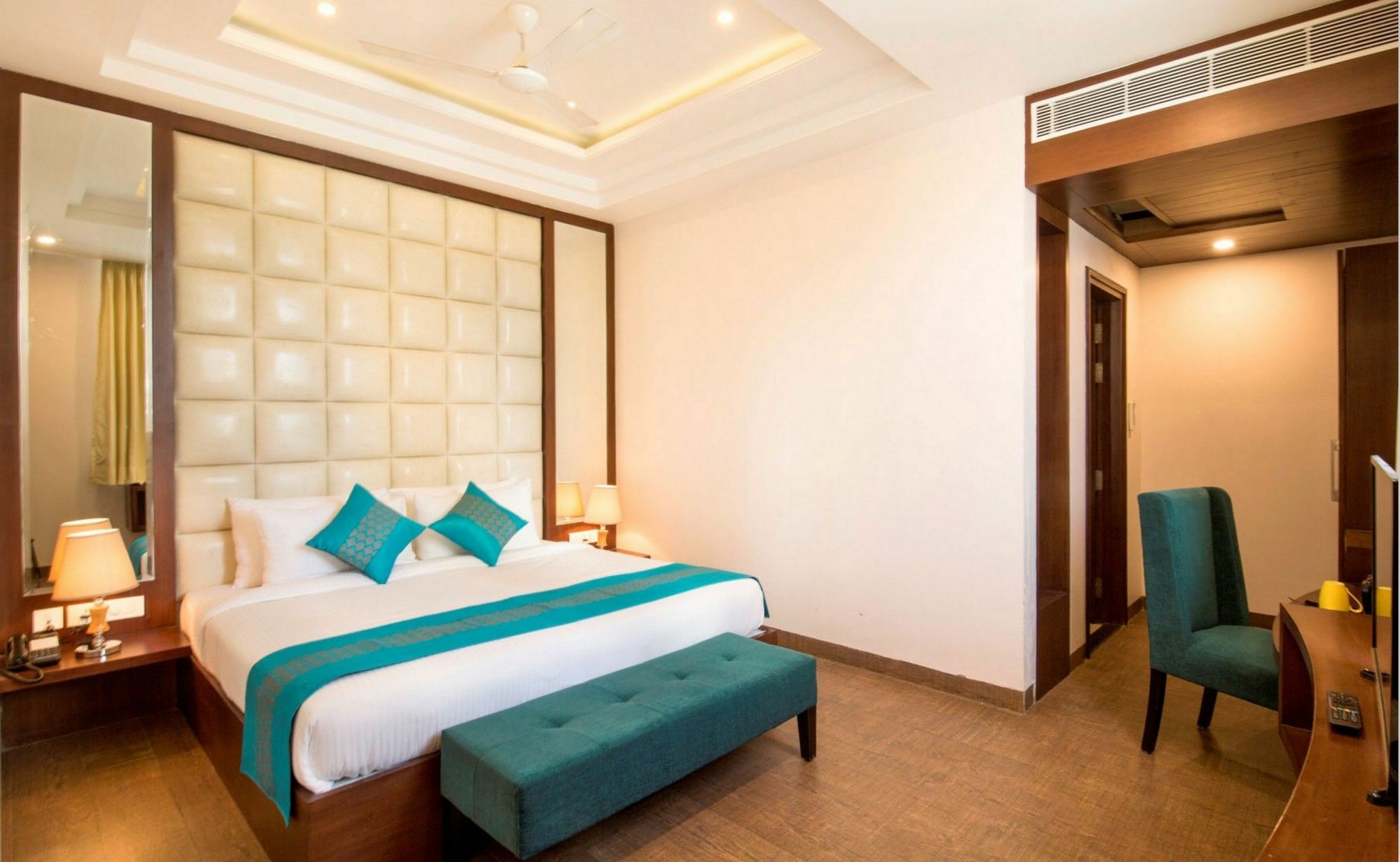 Hotel The Livin à Jaipur Extérieur photo